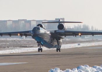 Yenilenen Be-200ES ilk uçuşunu yaptı