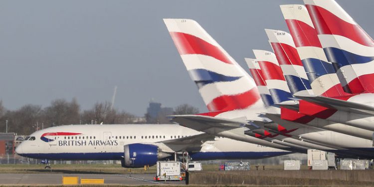 Avrupa’da uçuşlara fırtına engeli