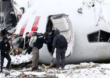 Kaza yapan uçak için ABD’den heyet geldi