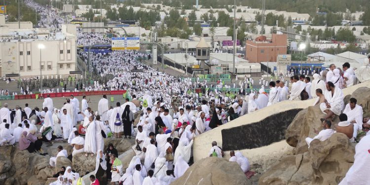 Umre ziyareti için ödenen ücretler ne olacak?