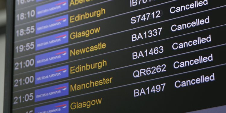 Avrupa’da uçuşlara fırtına engeli