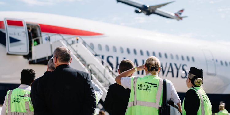 İki bagaj görevlisinde koronavirüse rastlandı