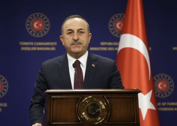 8 ülkedeki acil durum telefonlarını duyurdu