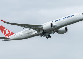 THY’nin ilk A350’si gökyüzü ile buluştu