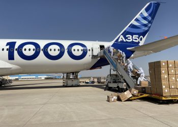 Sağlık malzemesi taşıyan test uçağı: A350-1000