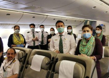 Pakistanlılar İstanbul’dan PIA ile tahliye edildi