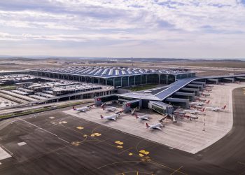 THY uçakları İstanbul Havalimanı’nda havalanmayı bekliyor