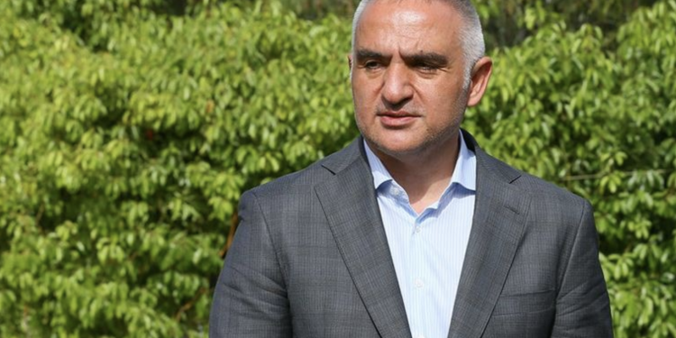 Kültür ve Turizm Bakanı Ersoy uçuşlar için Mayıs’ı işaret etti