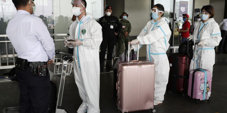 Covid-19’dan sonra seyahat kıyafeti böyle olacak!