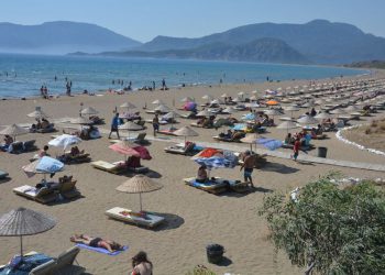 Turizmde önce yerli sonra yabancı bekleniyor