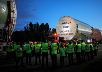 Üretilen son A380’in gövdesi böyle taşındı!