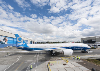 Boeing’e verdiği 20 adet siparişini öteledi