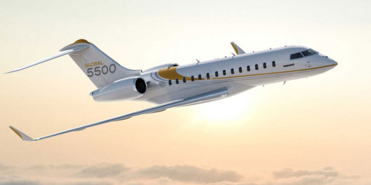 Bombardier şezlonglu ilk iş jetini teslim etti