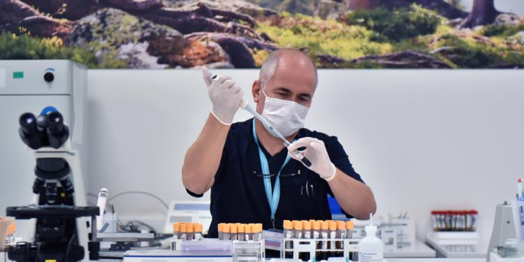 İstanbul Havalimanı’na PCR test laboratuvarı