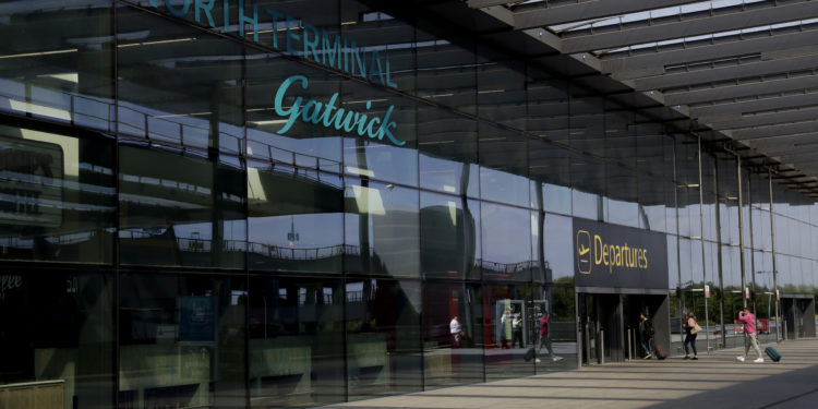 Gatwick Havalimanı 600 kişiyi çıkaracak