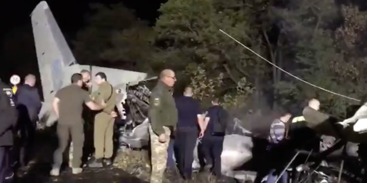 Ukrayna’da Antonov uçağı düştü: 22 ölü