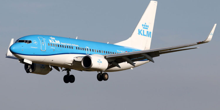 KLM uçaklarını hangara kaldırıyor