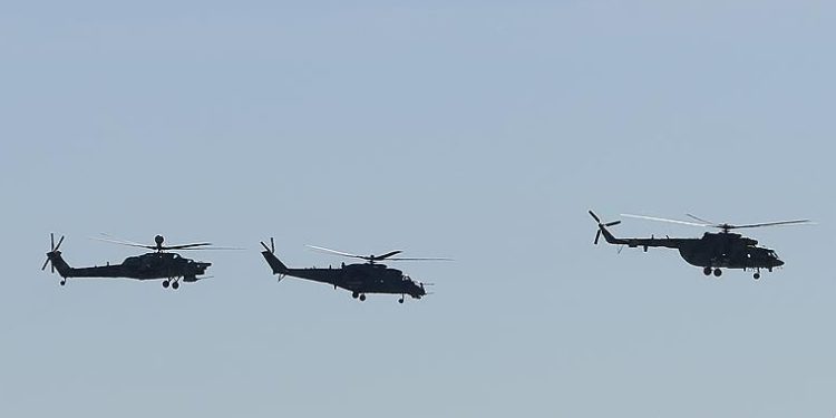 Rus Mİ-8 helikopter Japonya hava sahasını ihlal etti