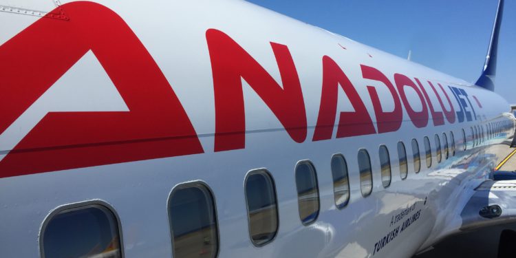 AnadoluJet, Türkiye uçuşlarında yüzde 40 indirim yaptı