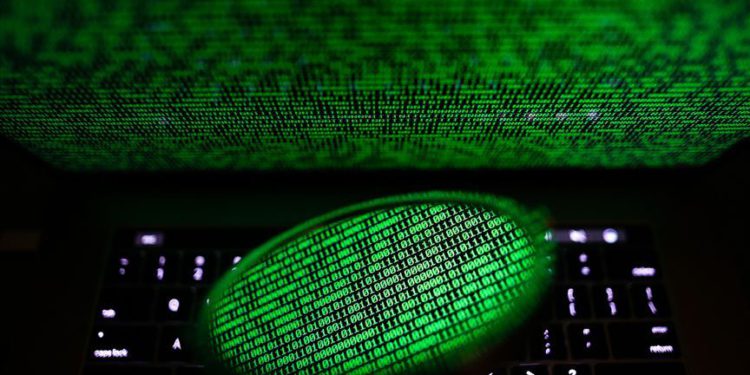 ABD ordusunun telefon uygulamalarından veri topladığı iddia edildi