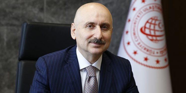 “Türkiye’yi dünyanın en gelişmiş uçuş ağına sahip ülke konumuna getirdik”