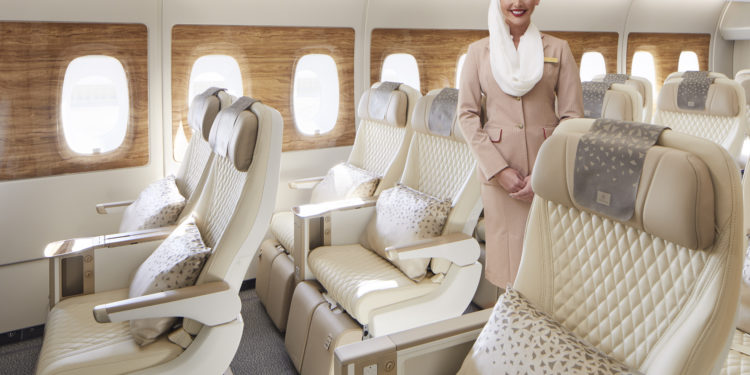 Emirates, A380 kabinlerini yeniliyor