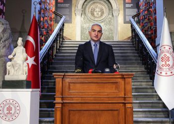 “Kybele heykeli artık ait olduğu topraklara, vatanına gelmiştir”