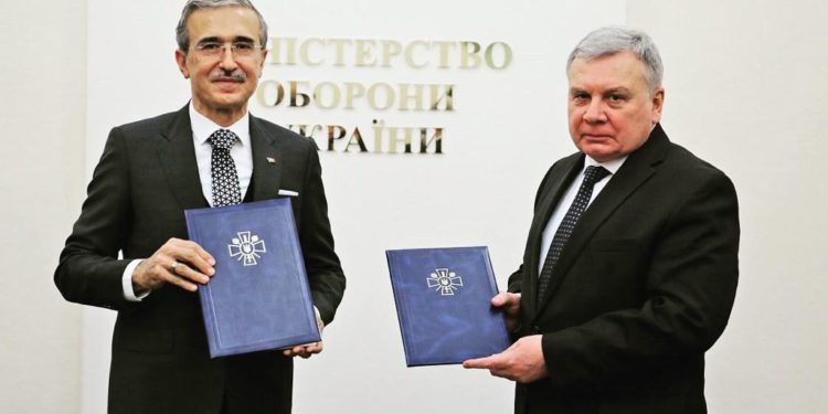 “Ukrayna ile savunma sanayii iş birliği artarak sürüyor”