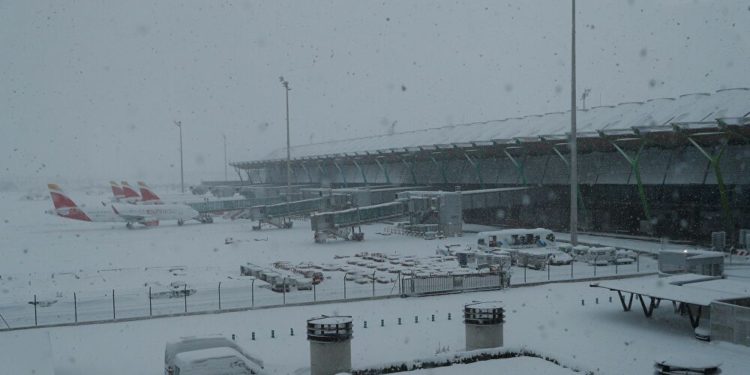 İspanya’da uçuşlara Filomena kar fırtınası engeli