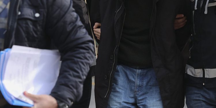 SSB projelerini yabancılara aktaran 6 kişiye gözaltı