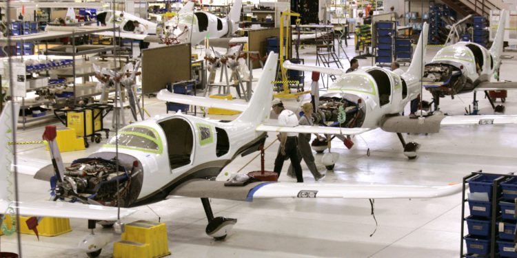 En çok hangi uçak modeli üretildi?