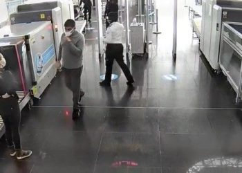 Sezgin Baran Kormaz yurt dışına böyle çıkmış!