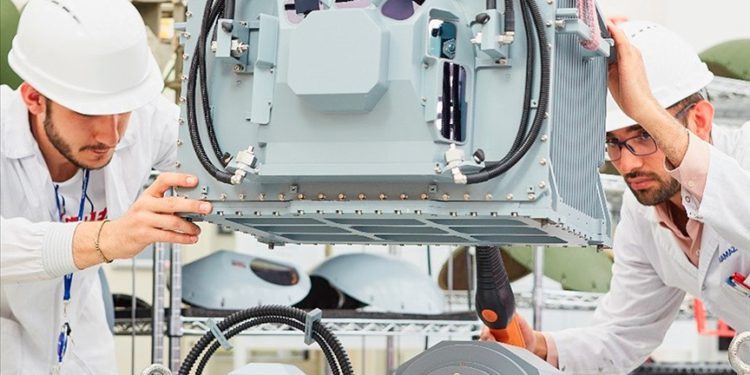 Türkiye’nin en büyük savaş gemisi Aselsan ile görecek