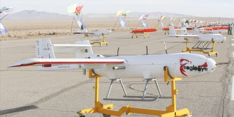 İran’da İHA tatbikatı başladı