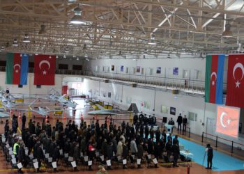 Baykar’dan Azerbaycan’a 77 SİHA operatörü