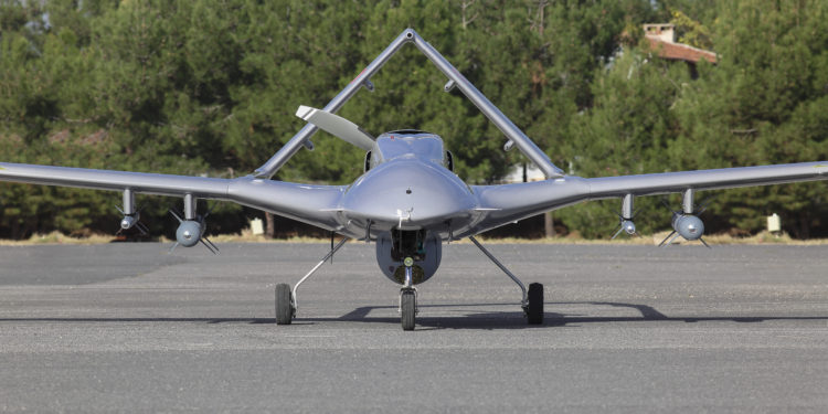 Bayraktar TB2 300 bin uçuş saatini tamamladı