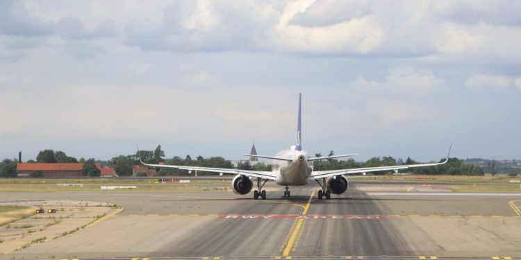 SAS İskandinavya Paris’te kalkış için hazırlanırken