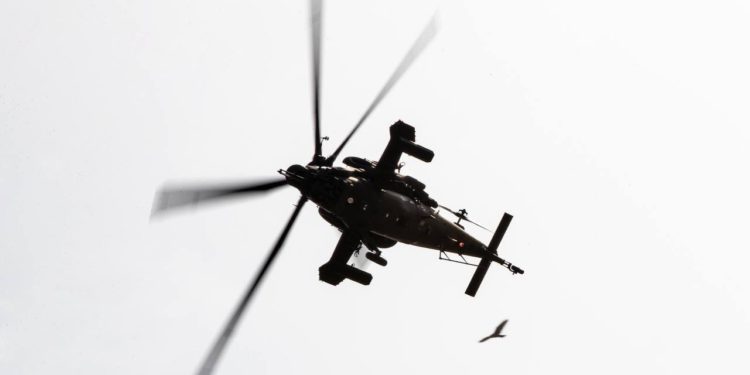 Türk uçak teknisyenlerine Yunan lisansı