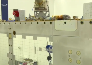 TUSAŞ uydu yapısalı üretiminde ilki başardı