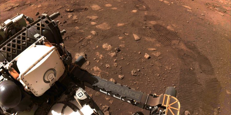 Perseverance, Mars’ta ilk sürüşünü gerçekleştirdi