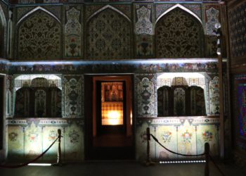 Dünya Kültür Mirası Listesi’ndeki Şeki Han Sarayı turist akınına uğruyor