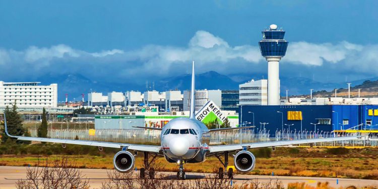 Yunanistan, Türkiye’ye uçuş kısıtlamasını kaldırdı