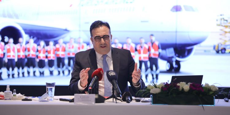 İlker Aycı: THY rakiplerinden olumlu ayrıştı