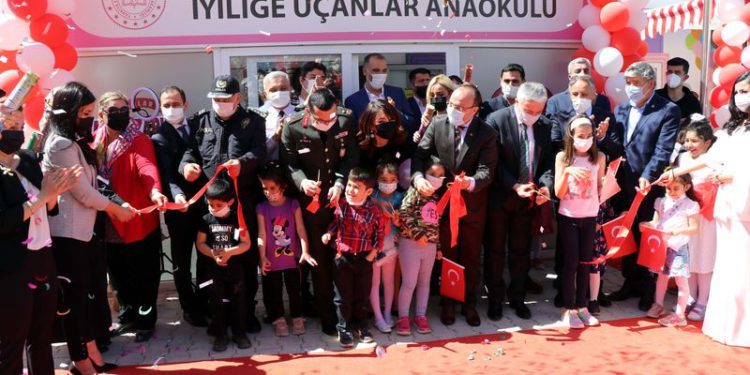 İyiliğe Uçanlar Anaokulu Elazığ’da