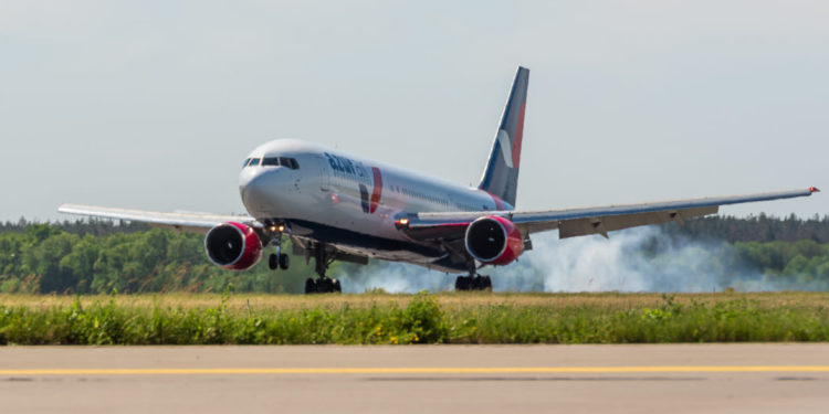 Rusya’dan Antalya’ya ilk charter sefer gerçekleştirildi