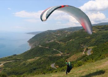 Uçmakdere adrenalin tutkunlarını ağırlıyor