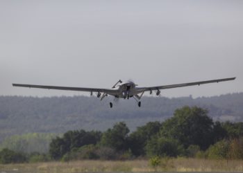 Letonya Savunma Bakanı Pabriks Baykar’ı ziyaret etti