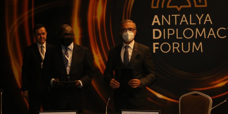 Türkiye ve Haiti arasında savunma sanayisi alanında iş birliği