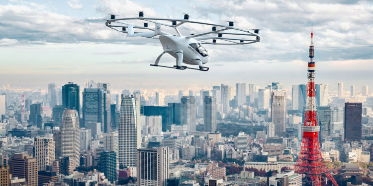 Bakan ile profesörün ‘uçan araba’ polemiği