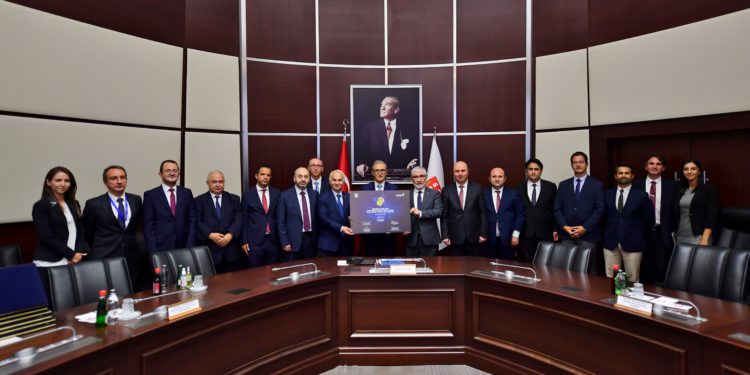 GÖKTÜRK Uydu Sistemi Projesi’nde imzalar atıldı